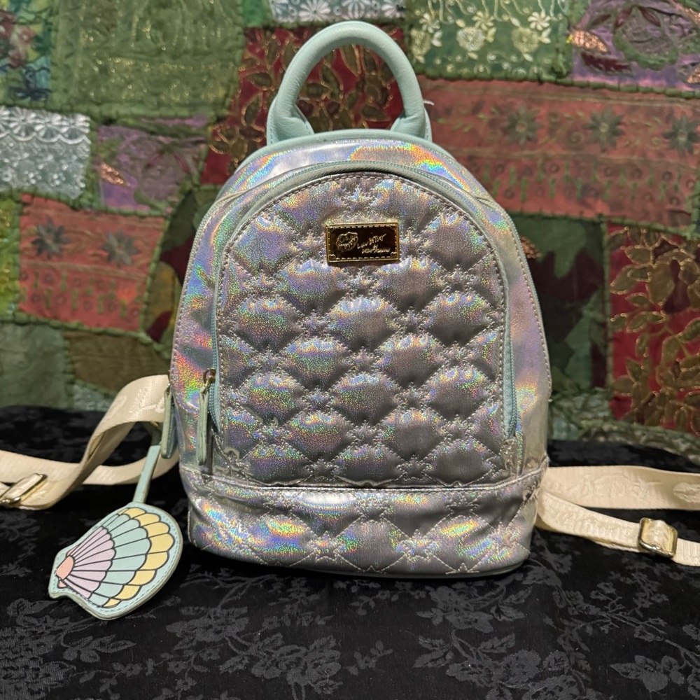 Betsey Johnson Luv BetseyMermaid mini backpack 🧜🏻‍♀️